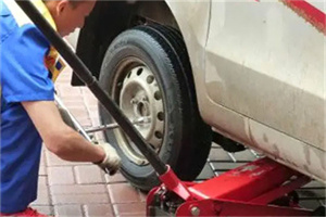 巴楚附近拖车24小时服务热线电话